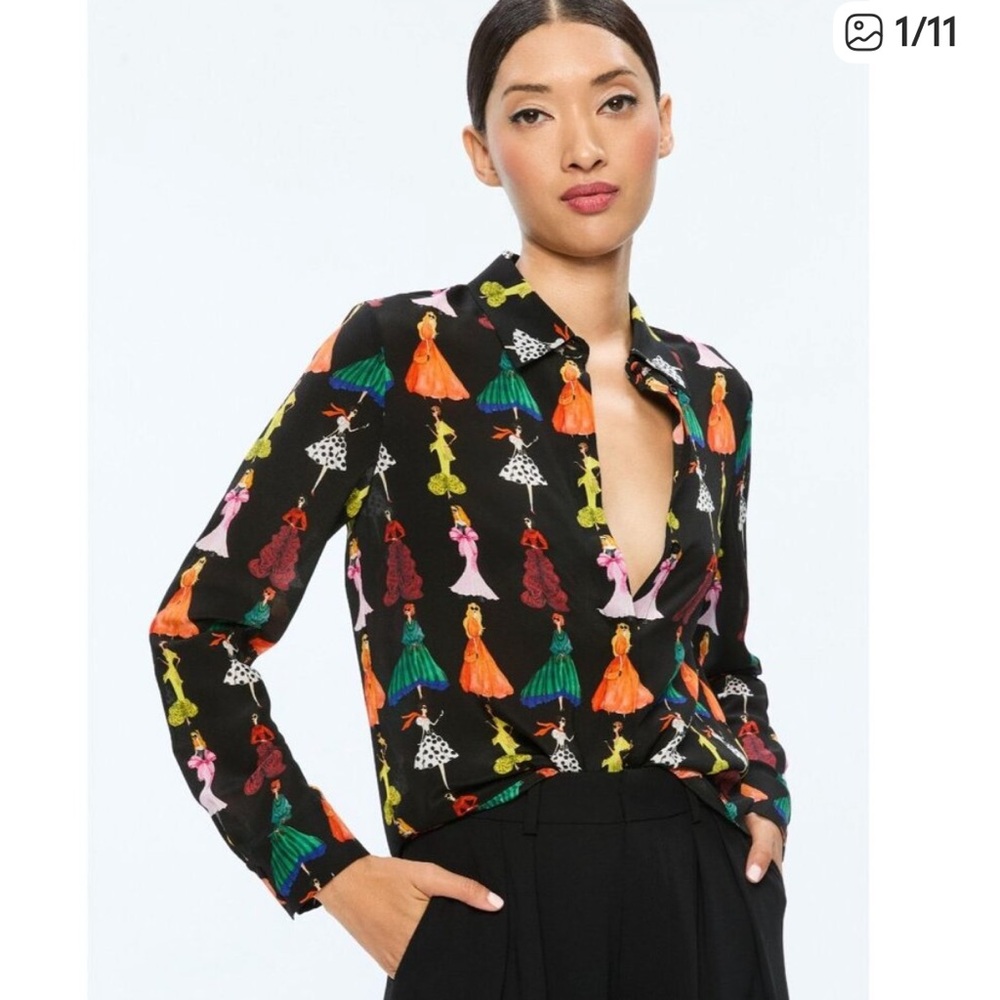 NWT! Alice + Olivia
Willa Staceface Top
romantic stace NWT!